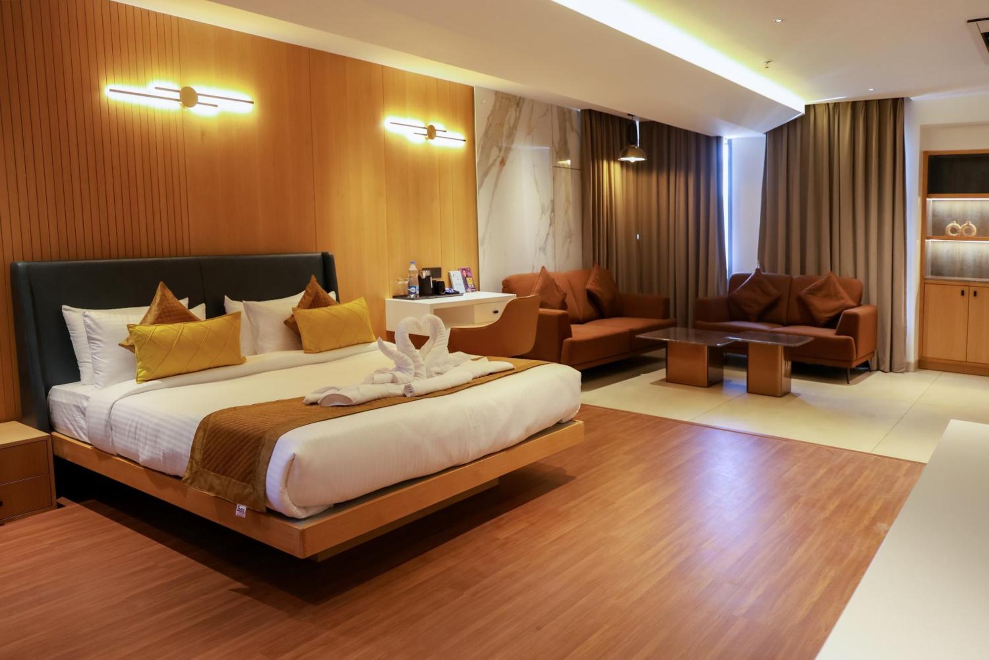 Raga - A Boutique Hotel Belgaum Exterior foto