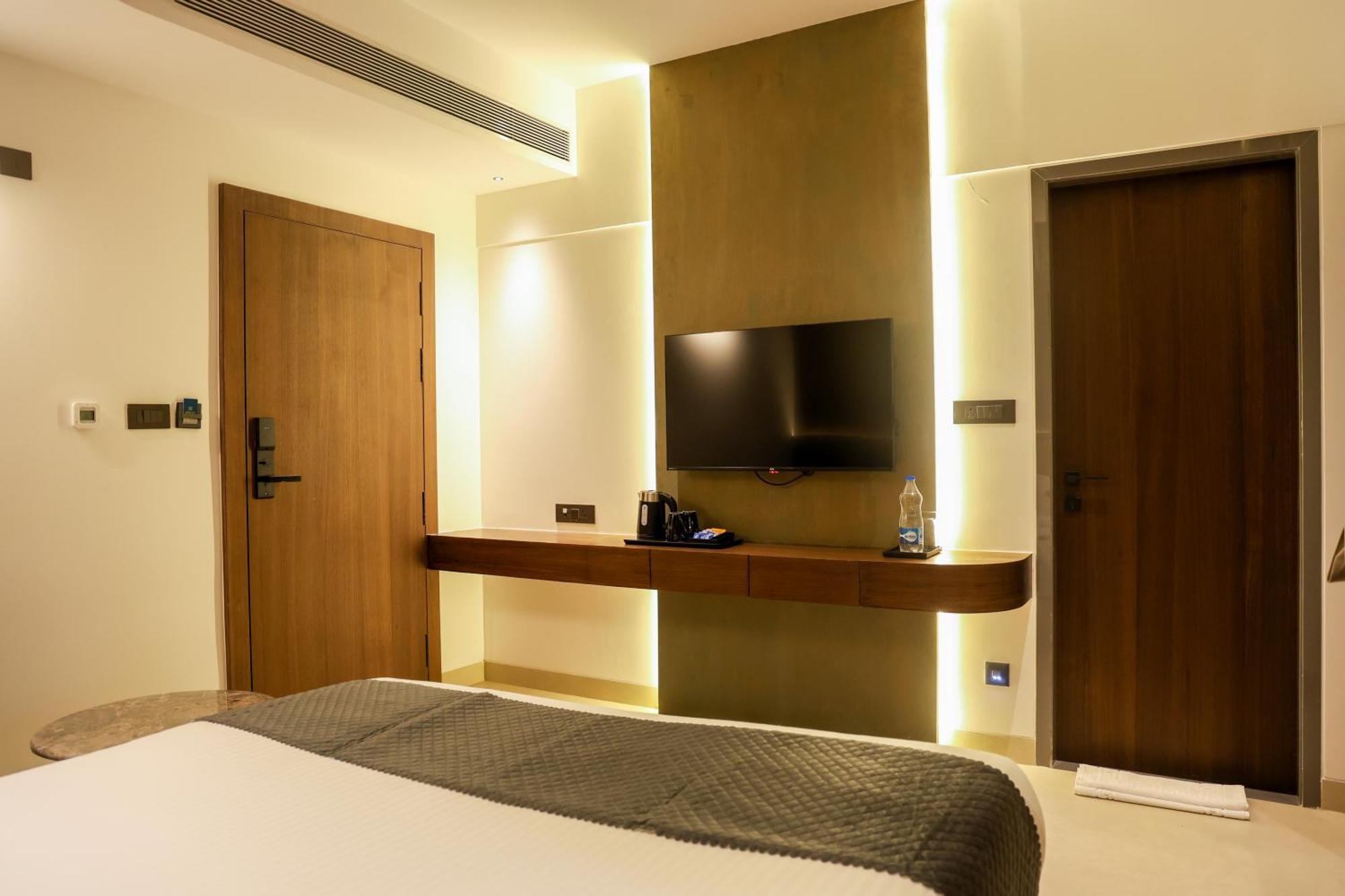 Raga - A Boutique Hotel Belgaum Exterior foto